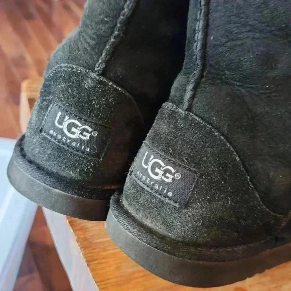Ugg Classic Tall bmBoot Black size 5 - Picture 10 of 15